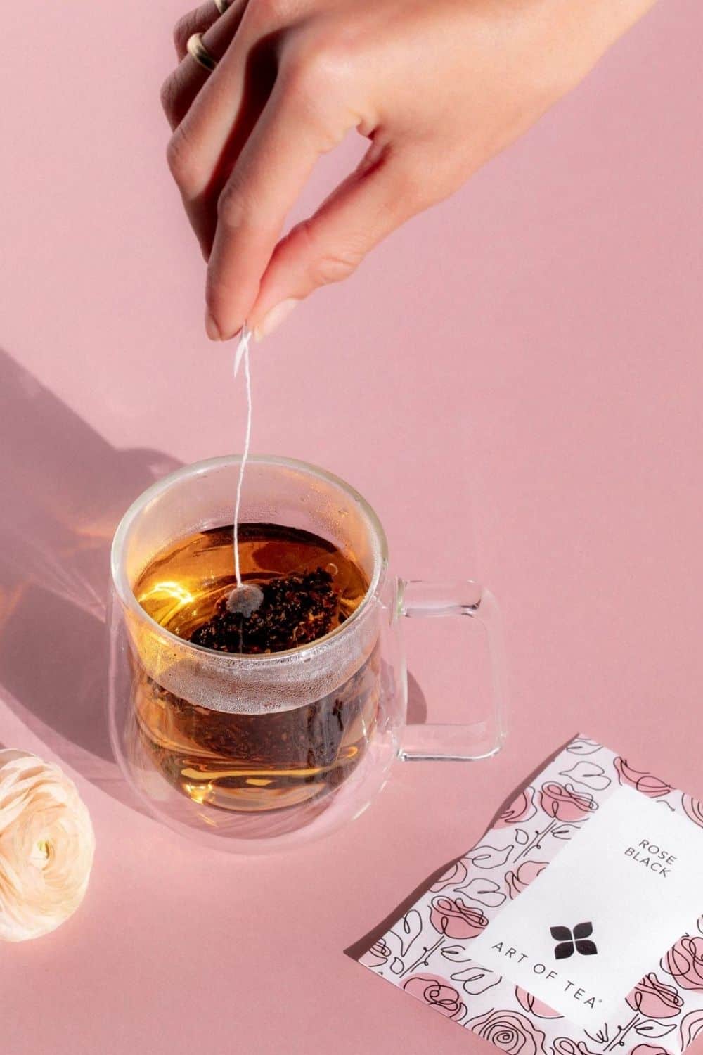 可持续发展的茶叶是什么?人们对生态友好茶品牌制作的乌龙茶赞不绝口，这些品牌正在传播积极的信息